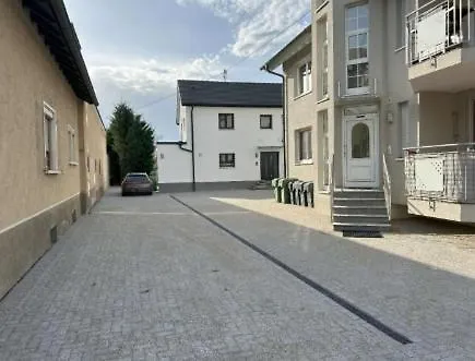 Heimbi-home No 5 I 6-8 Personen I Familienfreundlich I Balkon I Garten I Europa-park I Parkplatz Und E-ladestation *
