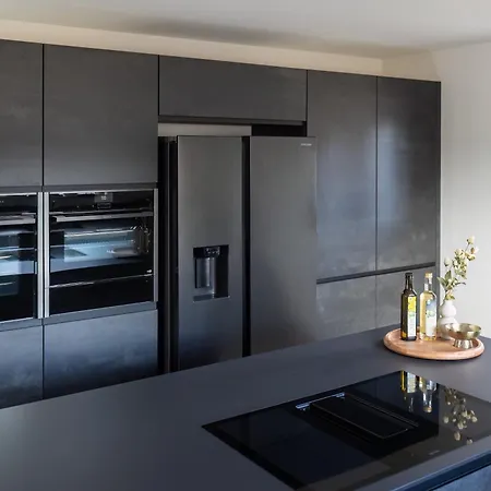 Heimbi-home No 5 I 6-8 Personen I Familienfreundlich I Balkon I Garten I Europa-park I Parkplatz Und E-ladestation Lägenhet