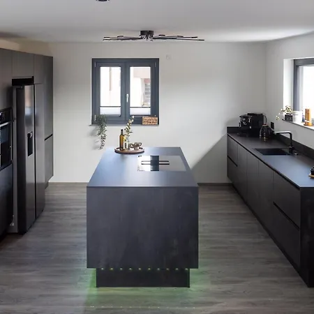 Heimbi-home No 5 I 6-8 Personen I Familienfreundlich I Balkon I Garten I Europa-park I Parkplatz Und E-ladestation * Kappel-Grafenhausen