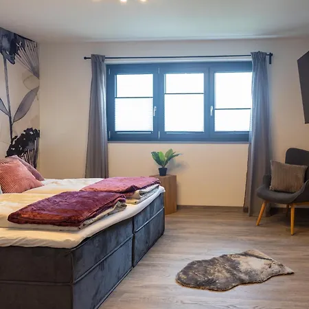 Heimbi-home No 5 I 6-8 Personen I Nähe Europa-park I Parkplatz Und E-ladestation Apartment